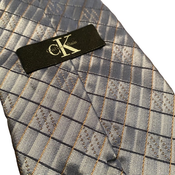 Calvin Klein 100% Silk Tie Slate Diamond Patterned - Picture 7 of 8